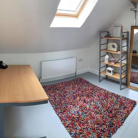 Primrose Place Портръш Екстериор снимка
